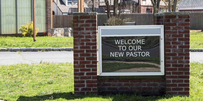 How to Welcome a New Pastor